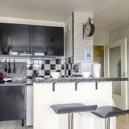 Studio Monnet * Bussy-Saint-Georges